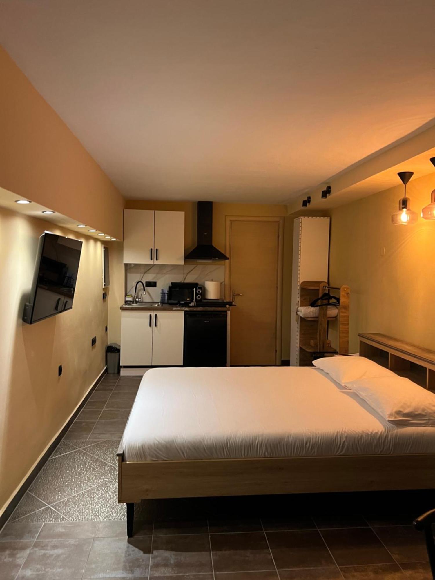 Evexia Apartment كافالا المظهر الخارجي الصورة